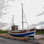 Krebs By Interhome * Norddeich (Norden)